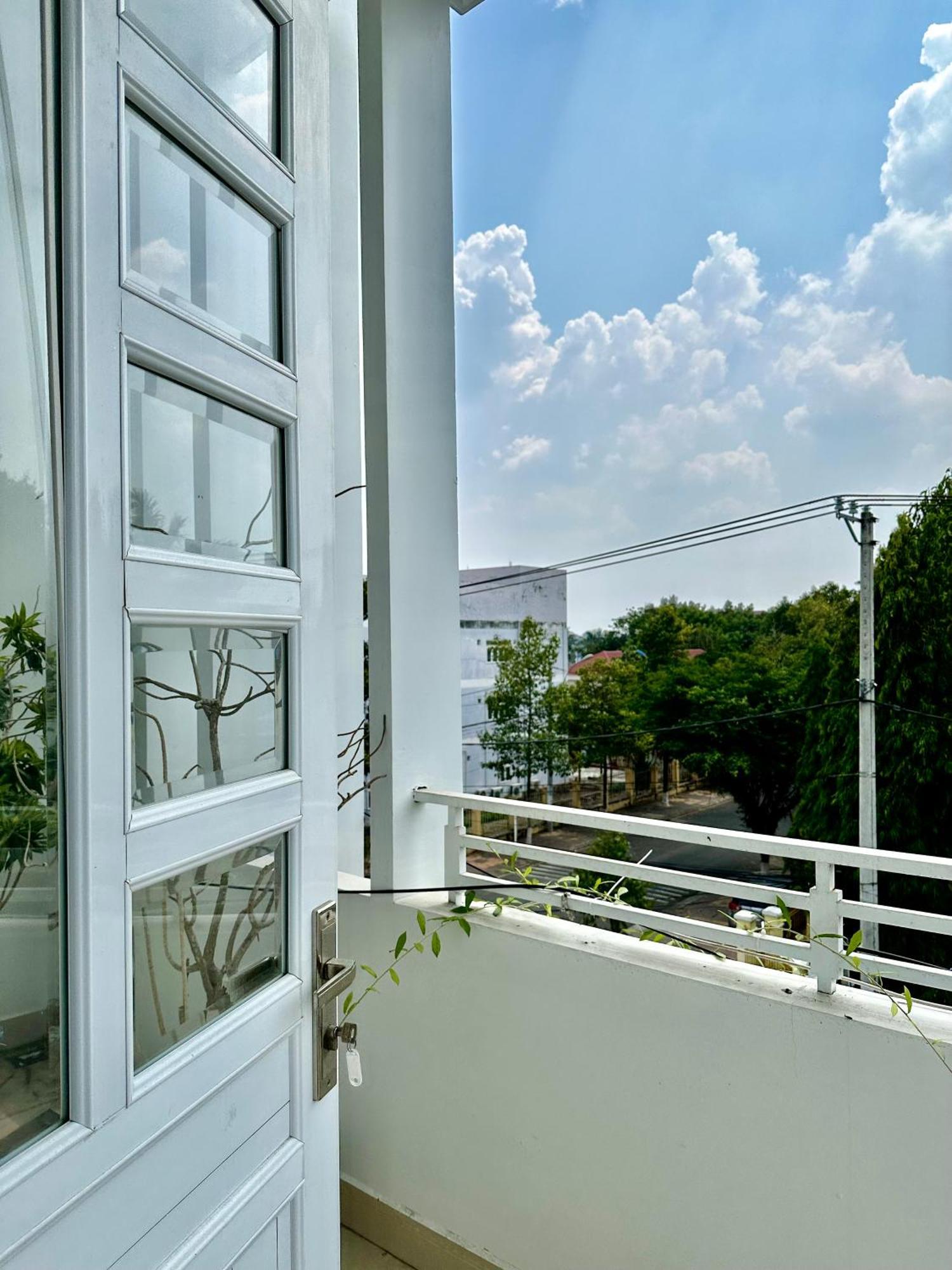 Chang Coffee & Homestay Kon Tum Esterno foto